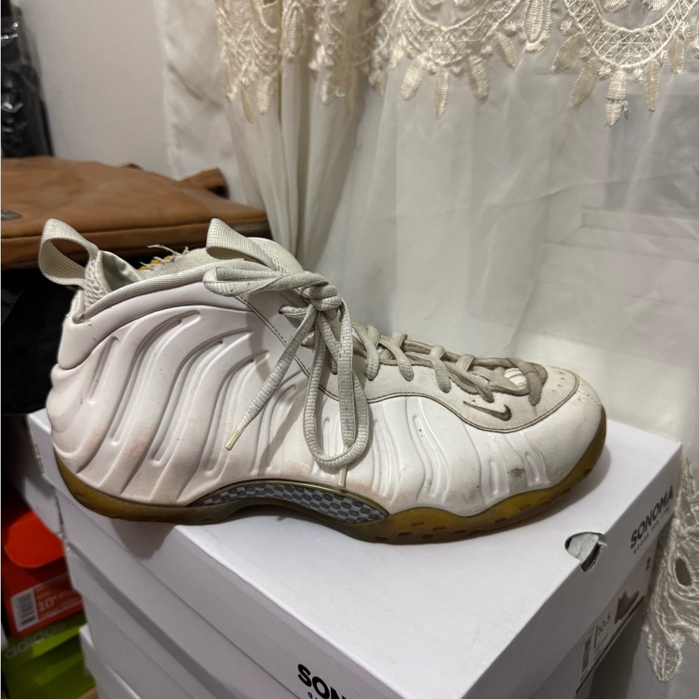 Nike Foamposite Pro White Sneakers
